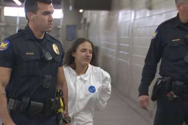 راتشيل هنري

