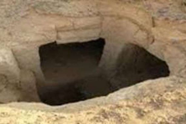 إحباط محاولة للحفر خلسة بمنطقة أبو رواش الأثرية 

