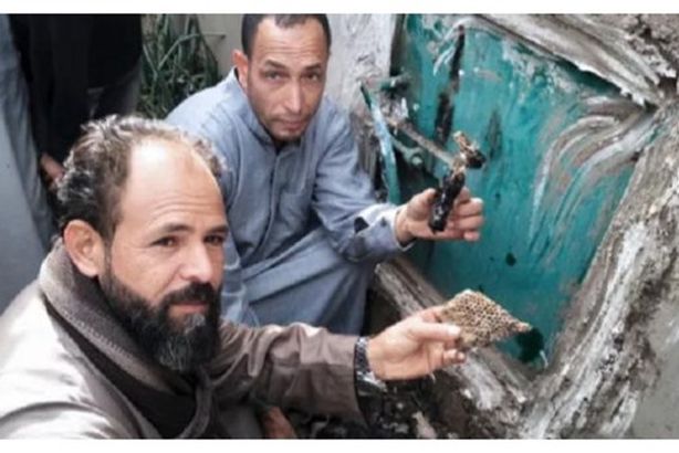 196-114829-solve-mystery-beehive-inside-cemetery_700x400