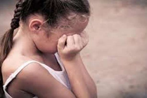 طفلة مغتصبة