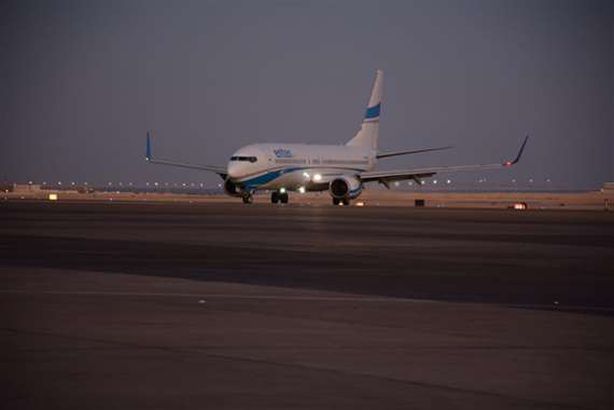 طائرة بريطانية بمطار شرم الشيخ