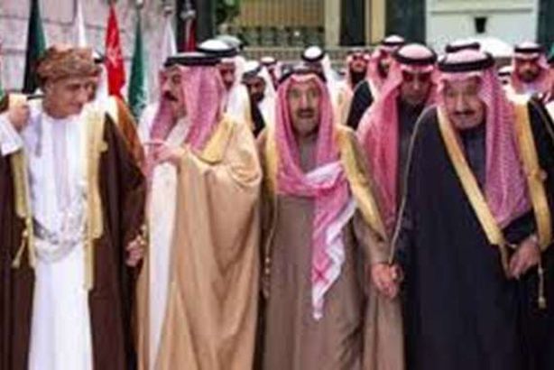 مستشار بن زايد: المصالحة مع قطر لن تتم إلا بهذا الأمر