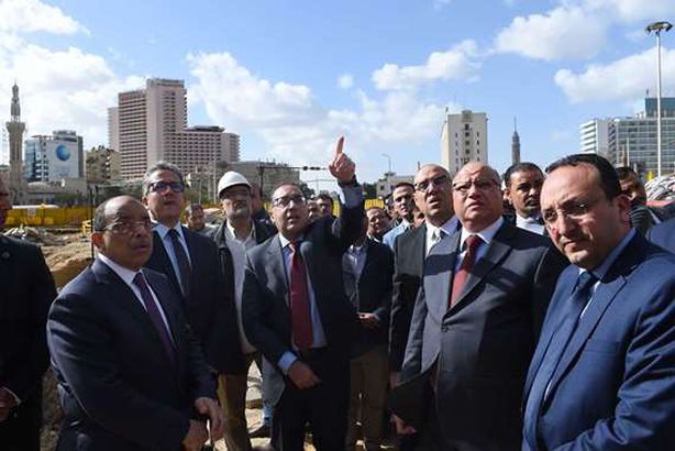 مدبولي خلال زيارته لميدان التحرير