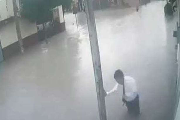 بسبب الأمطار.. ضحية جديد إثر صعق كهربائي بالمنوفية أرشيف