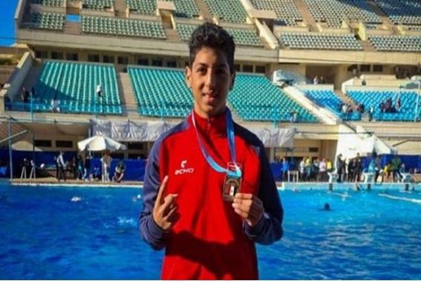 214-113840-swimmer-youssef-mother-hospital-report_700x400
