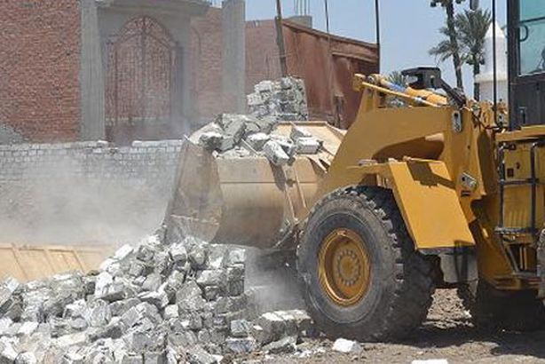 إزالة التعديات من 108 أفدنة أملاك دولة بالوادي الجديد