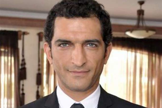 الفنان عمرو واكد