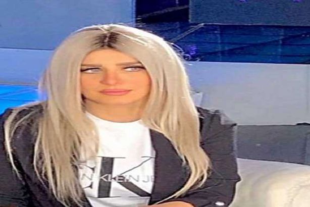 المذيعة مروة ميمي