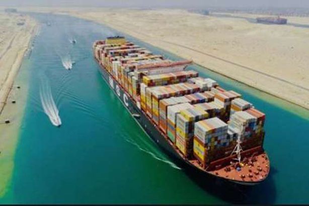 قناة السويس