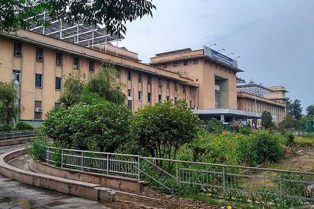 شاب يغتصب ابنة عمه الرضيعة خلال حفل زفاف