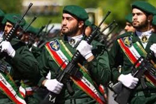 كاتب سعودي:  فيلق القدس فكرني بـ "شاي الوزة"