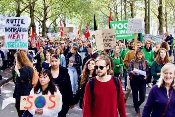 مسيرة في هولاندا