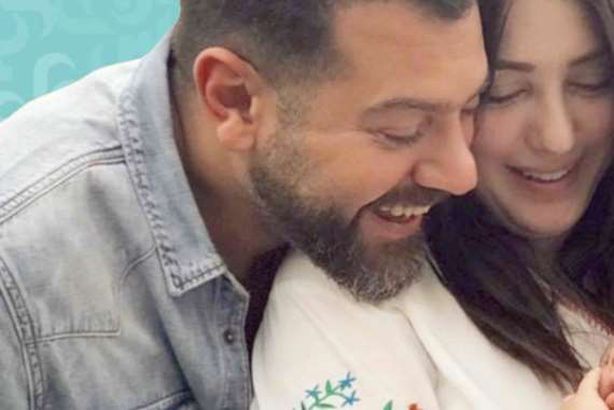 "كندا علوش" و "عمرو يوسف"

