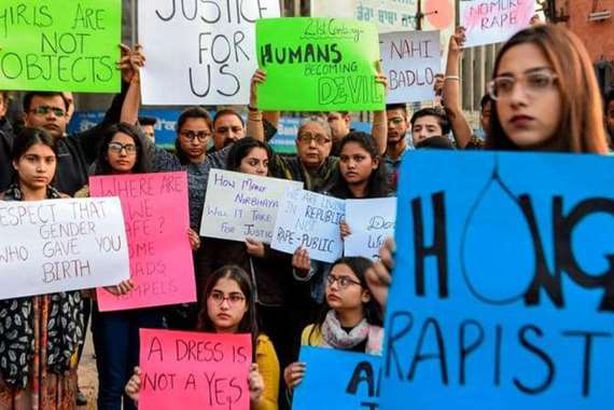 جريمة وحشية.. يحرق فتاة بعد اغتصابها