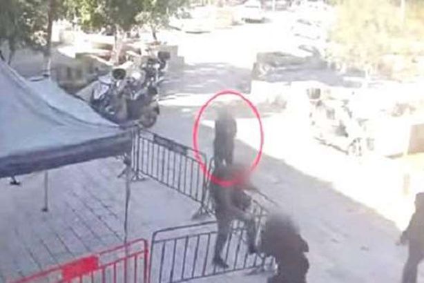 مقطع من الفيديو