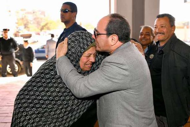 موقف مؤثر للرئيس مع بائعة جائلة