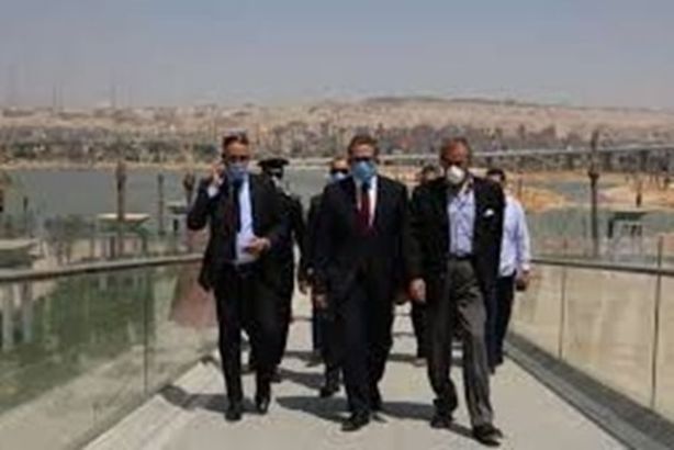 العناني يتفقد  المتحف القومي