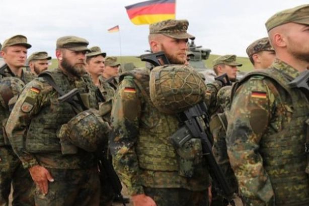 155-155118-brotherhood-nazis-right-german-army-increasing_700x400