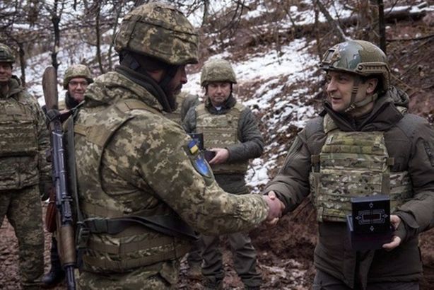 _123342911__121993754_zelensky-1