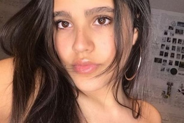 16597297931552217352