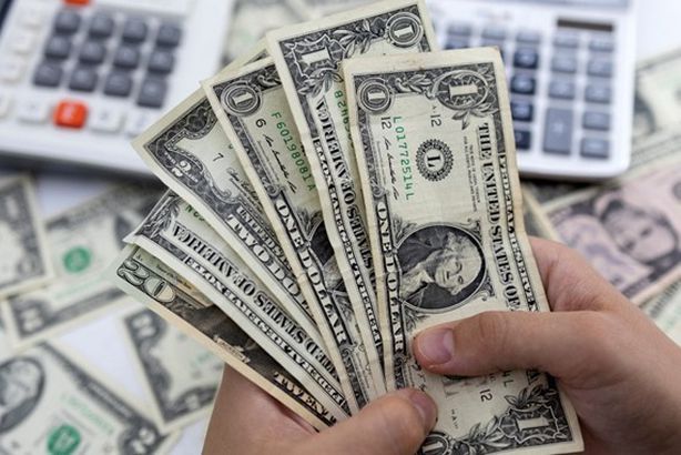 توقعات-سعر-الدولار-مقابل-الجنيه-المصري..-هل-سيصل-لمستوى-28-جنيه؟