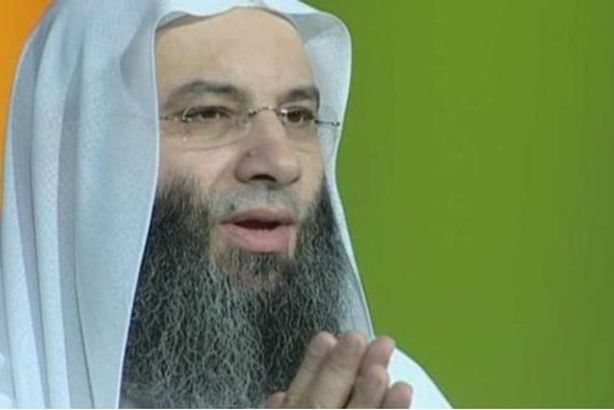 214-104627-son-sheikh-muhammad-hassan_700x400