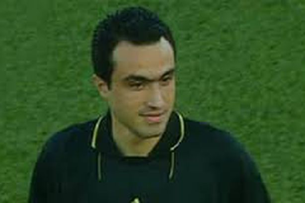 طارق سامي حكمًا للقاء الجيش والمقاولون