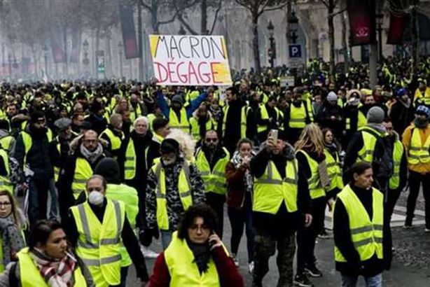 السترات الصفراء
