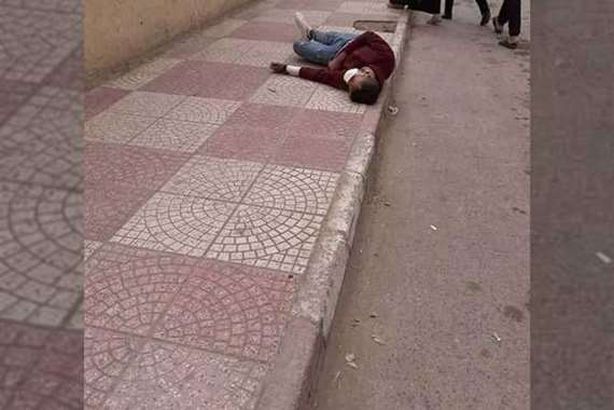 الوزراء يعلق على سقوط مواطنين أرضًا إثر إصابتهم بكورونا