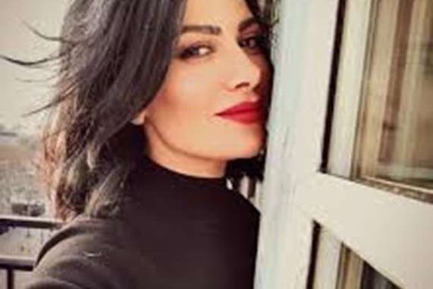 " مش خايفة من ربنا".. رد صادم من فنانة شهيرة بسبب كورونا