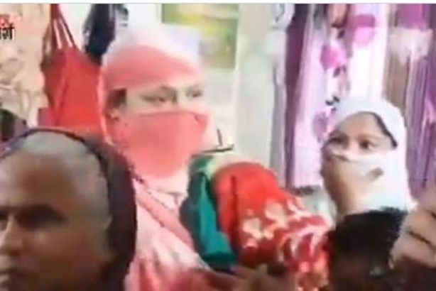 المجد للآلهة.. صيحات مع حرق ونهب بيوت مسلمي الهند