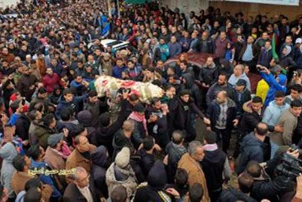 موكب جنائزي مهيب لضحايا انفجار غزة