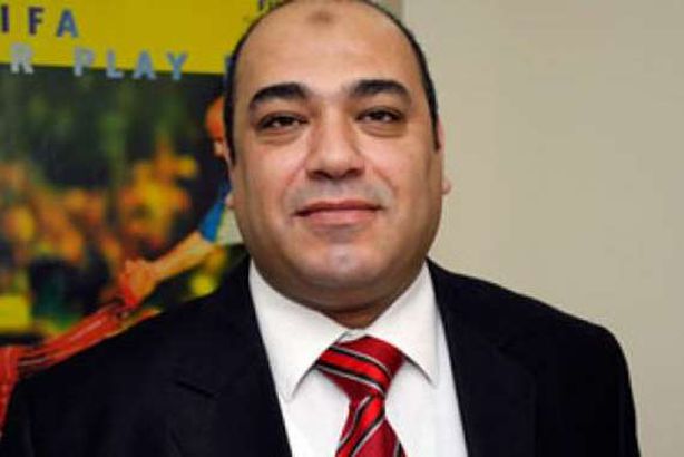 الدكتور إبراهيم إلياس أستاذ القانون الدولي وكيل كلية حقوق الفيوم