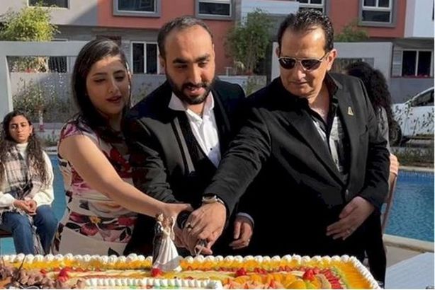 image_750x_6050adc4137c8