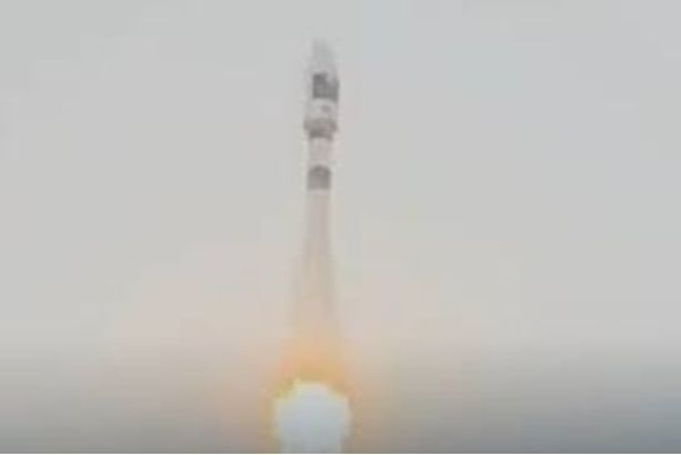 المملكة العربية السعودية تطلق قمران