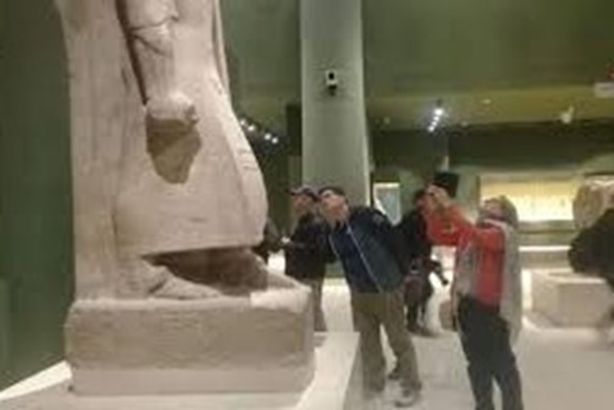 السياحة تنظم ورش عمل