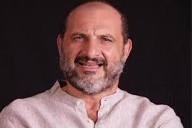 الفنان خالد الصاوي