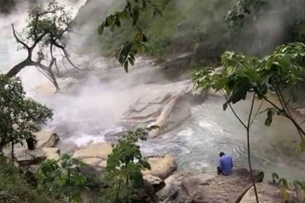 20751493351677944403