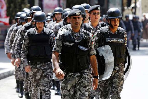 الأمن الأردني يمنع مسيرة تضامنية مع فلسطين