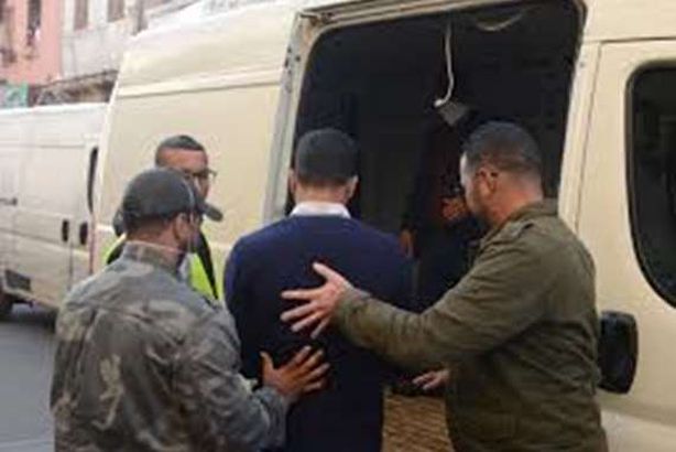 رئيس دولة : سأرسل مخترقي الحجر الصحي إلى القبر