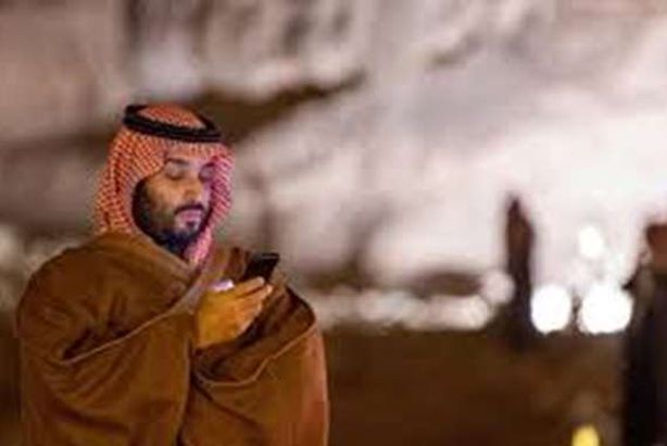 داعية سعودي: بن سلمان عاملهم " هوس"