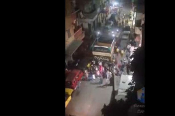 مسيرة بالإسكندرية بمجسم للكعبة ..وهتافات: مفيش كورونا مسيرة بالإسكندرية بمجسم للكعبة ..وهتافات: مفيش كورونا