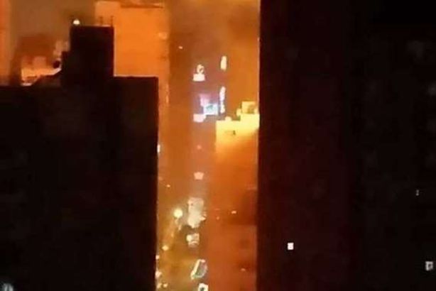 بالصور.. حريق هائل بمحرم بك