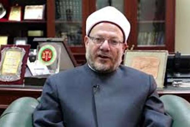 حمدي رزق لمفتي الجمهورية : "  الله عليك"