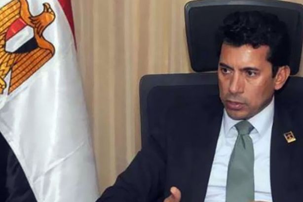 وزير الشباب والرياضة