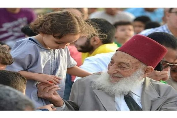 قائد المقاومة الشعبية في السويس حافظ سلامة