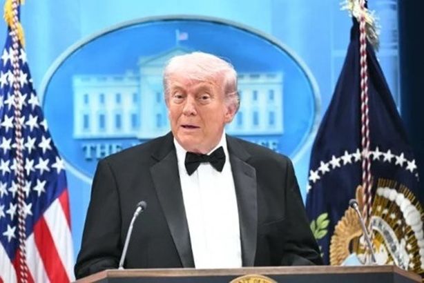 8601205650064202604270636543654