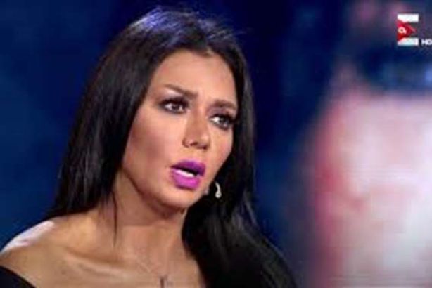 الفنانة رانيا يوسف