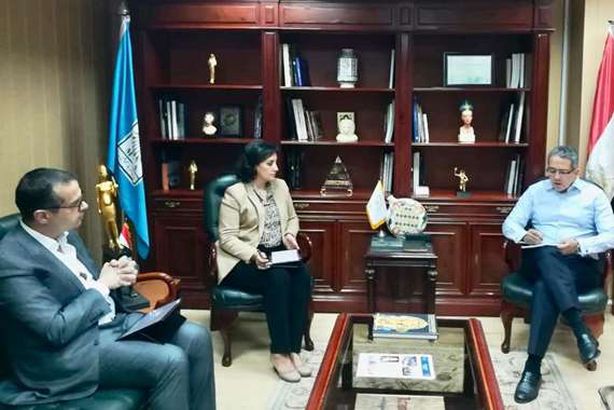 وزير السياحة