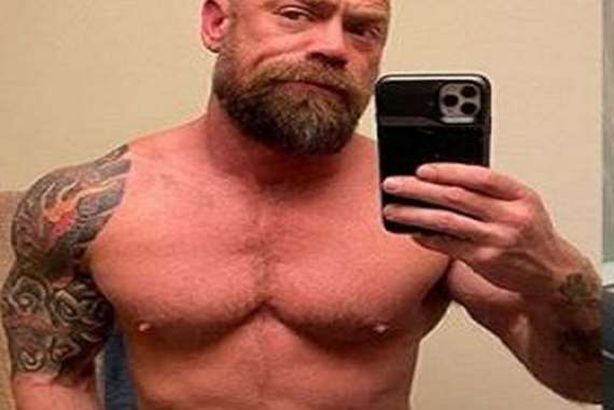 الرجل قبل إصابته بكورونا